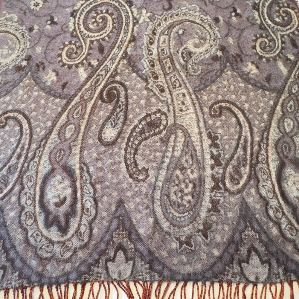 Manifattura Tessile Chiti Scarf Purple Paisley Italian Wrap NEW 82x30 Shawl